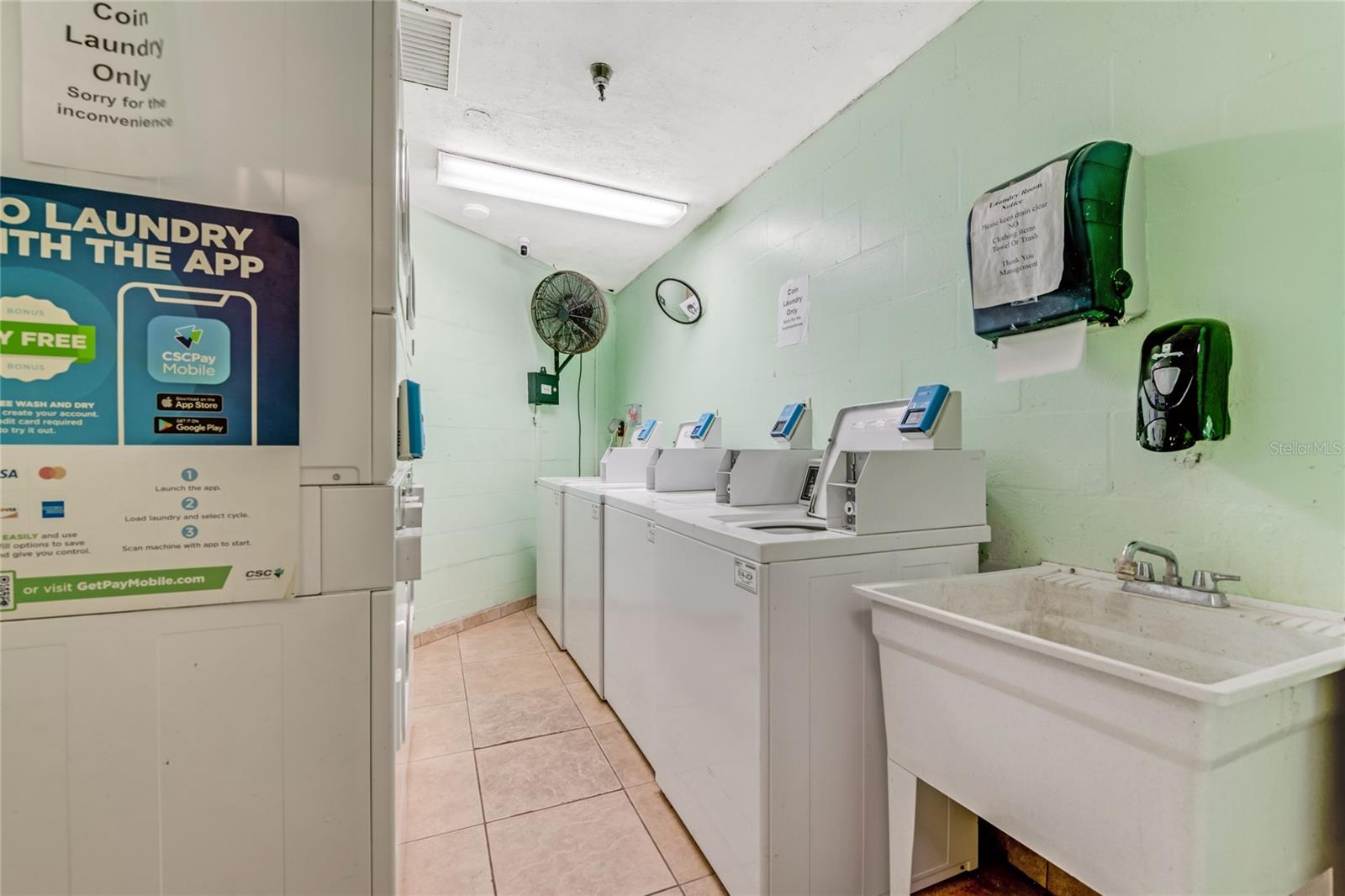 Image 41 of 43 For 2301 Atlantic Avenue 520