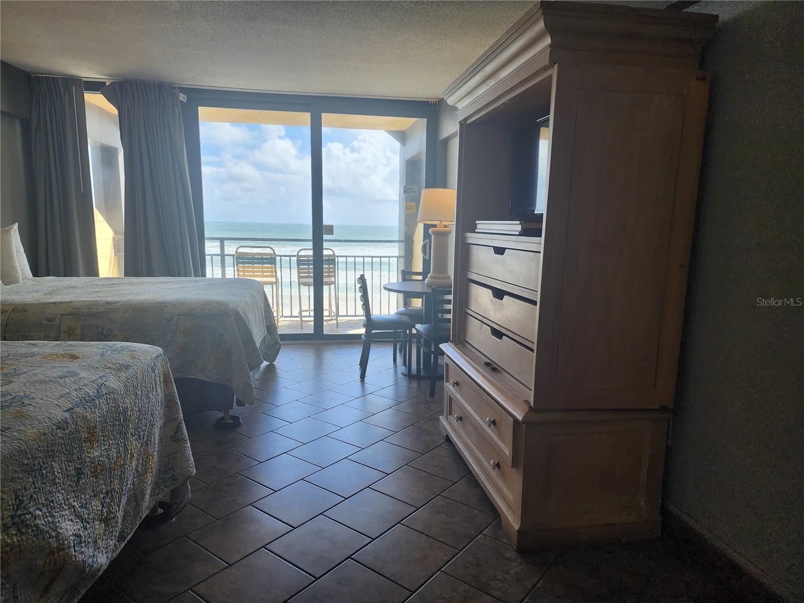 Image 9 of 43 For 2301 Atlantic Avenue 520