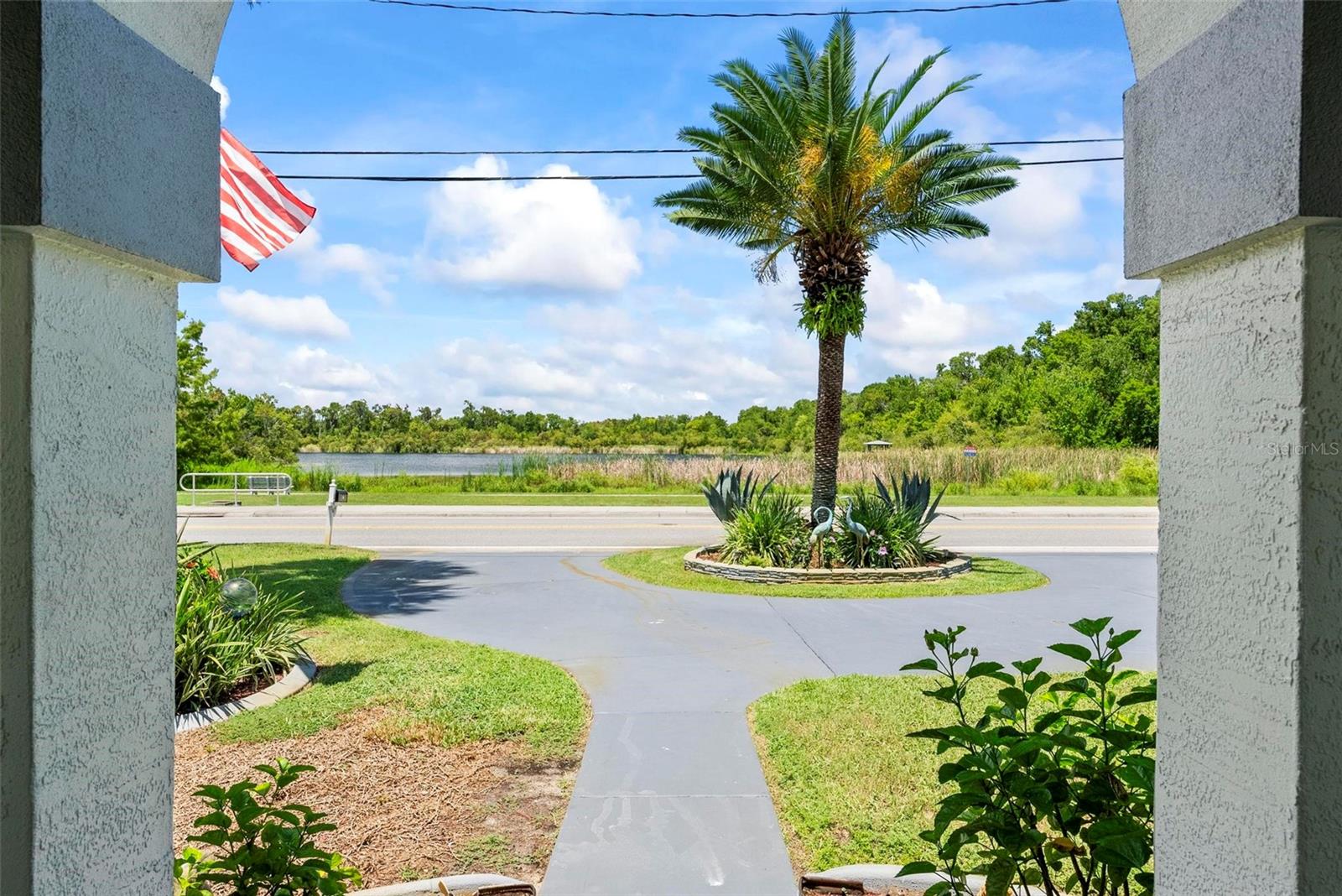 Image 68 of 68 For 646 Hand Avenue