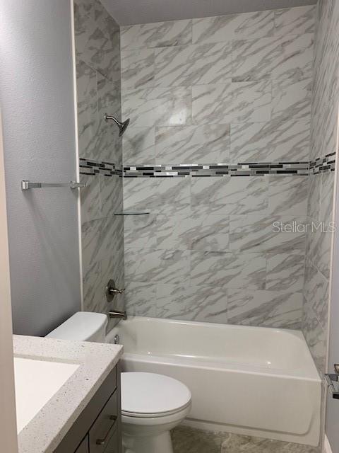 Image 18 of 20 For 4 Prout Place B