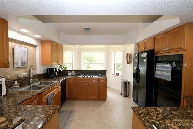 Image 19 of 64 For 2111 Forbes Road