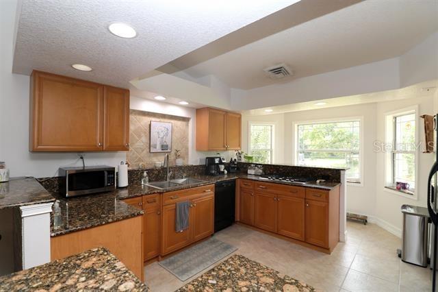 Image 20 of 64 For 2111 Forbes Road