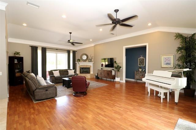 Image 6 of 64 For 2111 Forbes Road