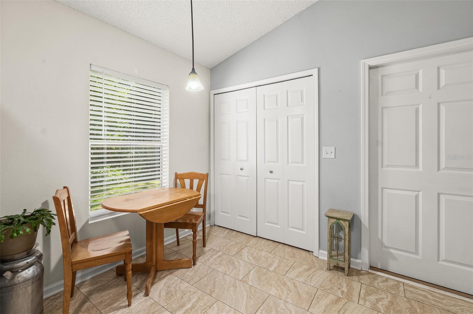 Image 17 of 49 For 57 Sleepy Hollow Trail