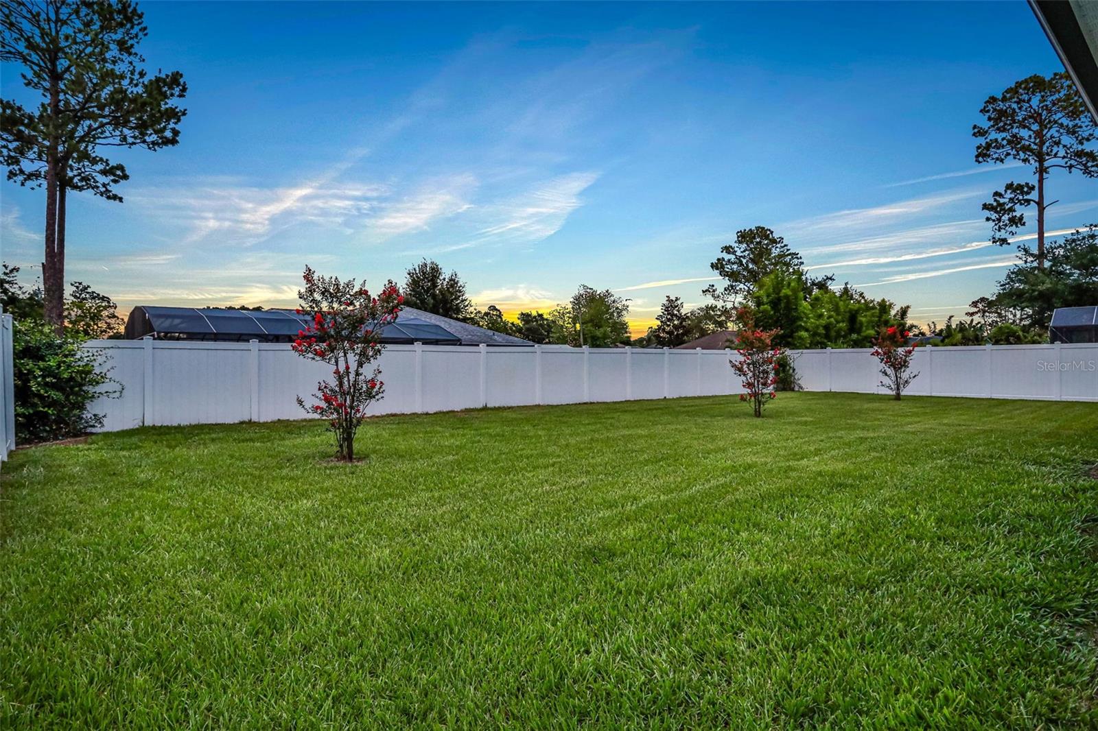 Image 10 of 69 For 25 Bayside Drive