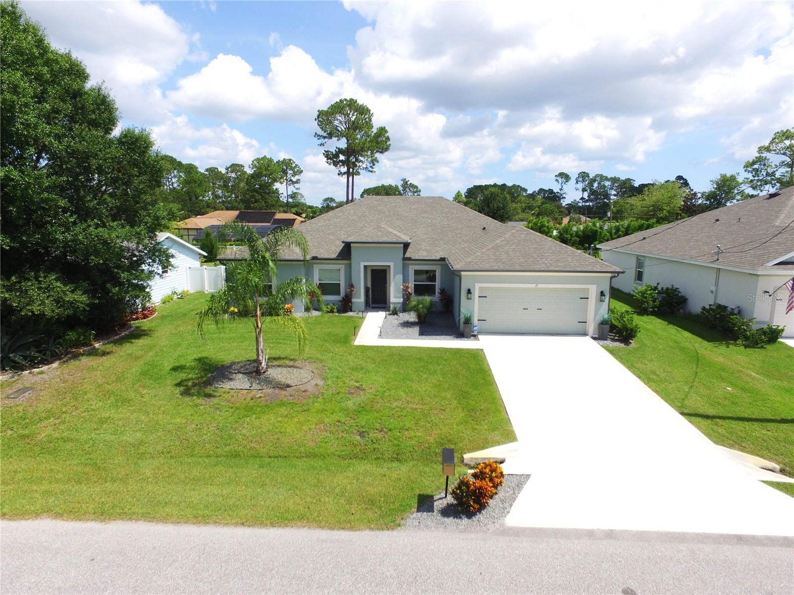 Image 11 of 69 For 25 Bayside Drive