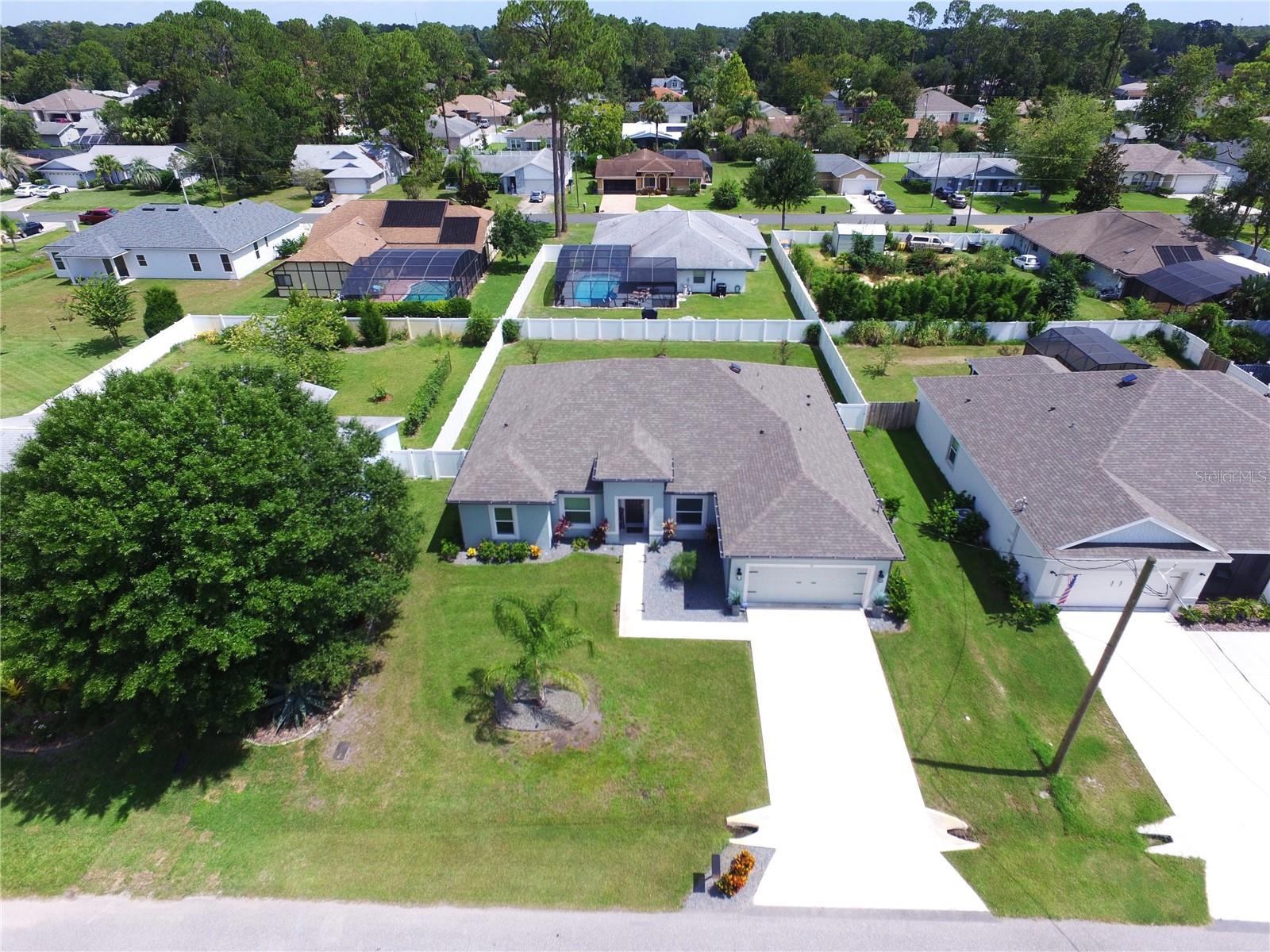 Image 12 of 69 For 25 Bayside Drive