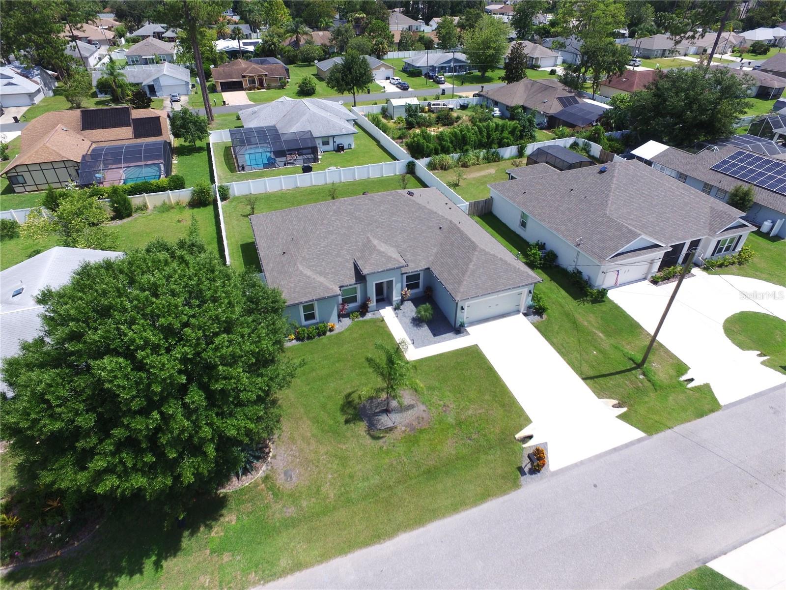 Image 13 of 69 For 25 Bayside Drive
