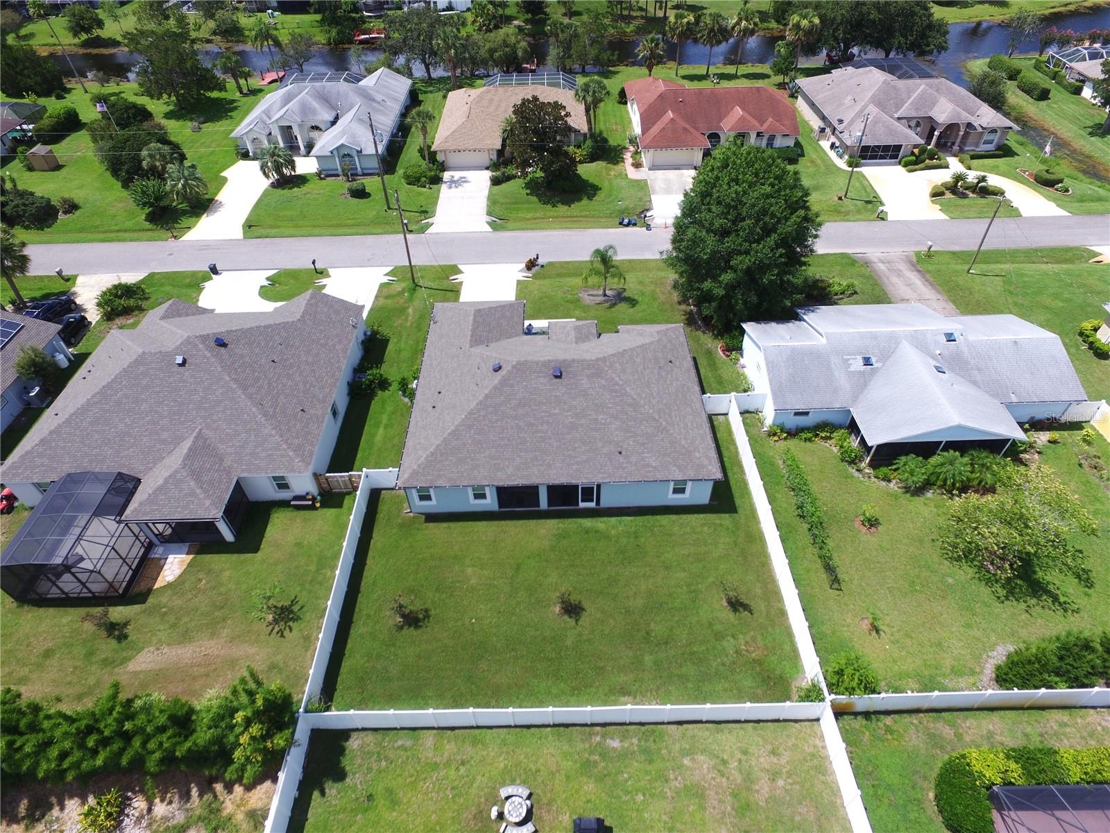 Image 16 of 69 For 25 Bayside Drive