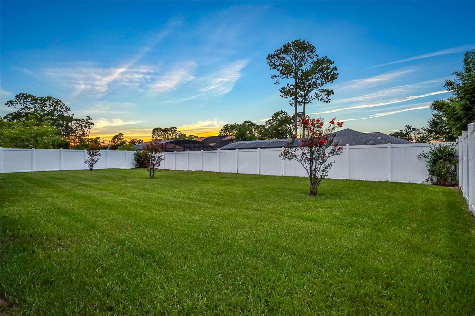 Image 7 of 69 For 25 Bayside Drive