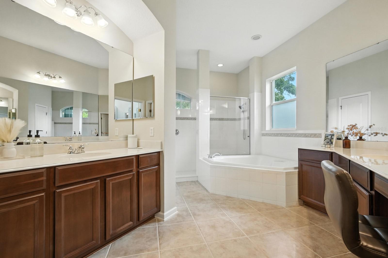 Image 30 of 65 For 9 Creekside Drive