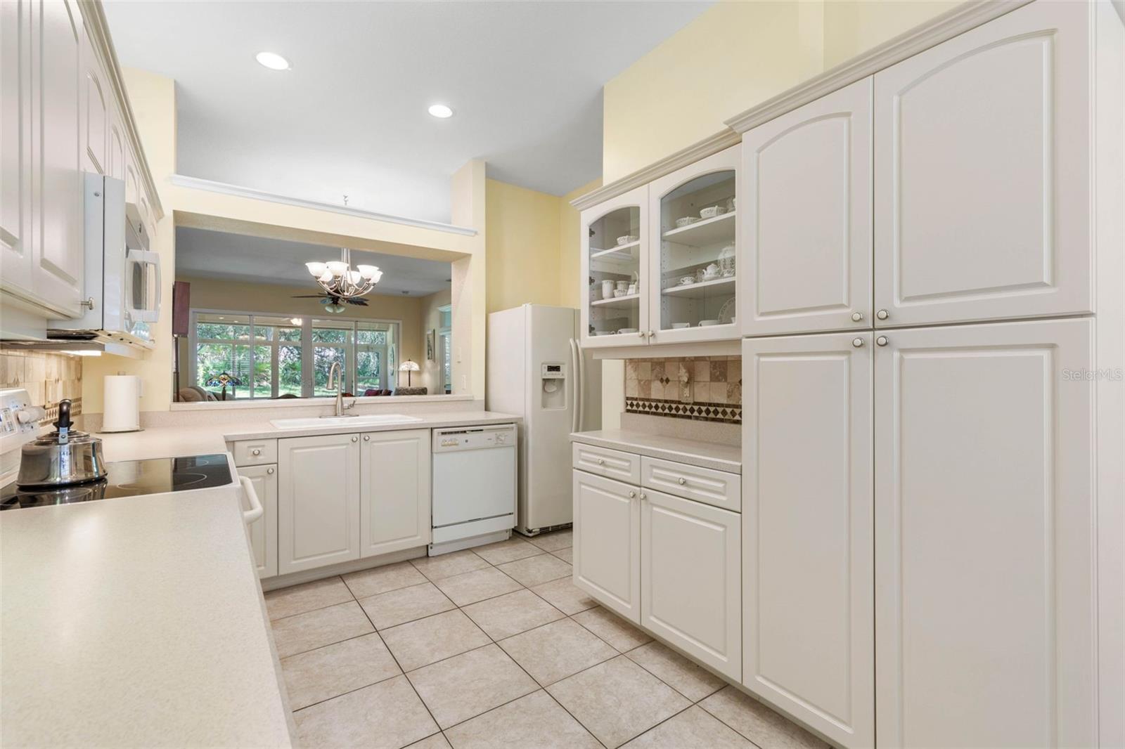 Image 16 of 91 For 3005 Glin Circle