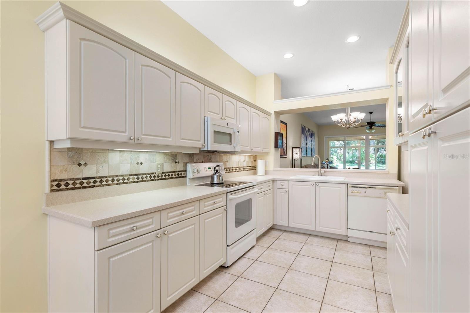 Image 17 of 91 For 3005 Glin Circle
