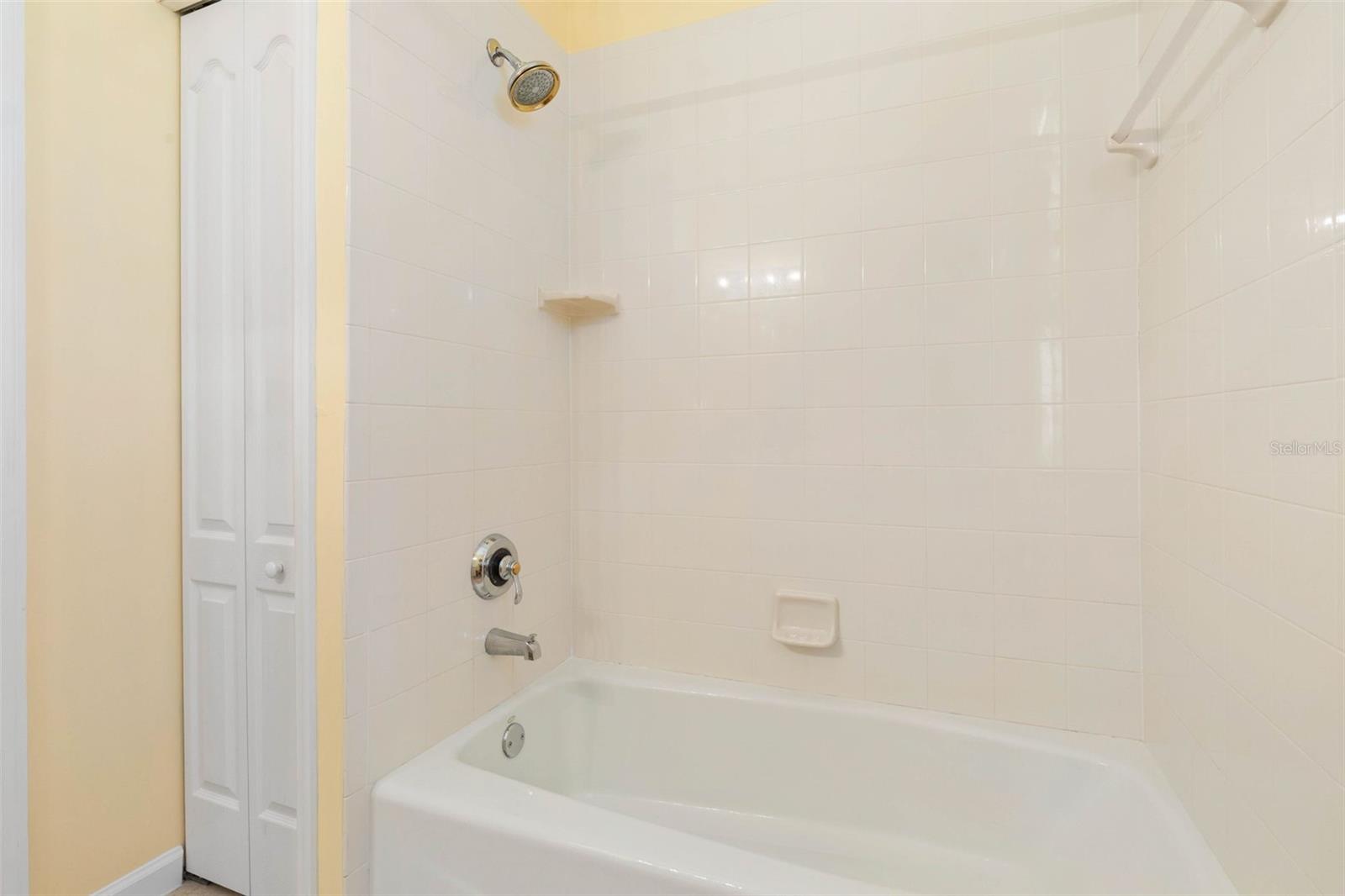 Image 39 of 91 For 3005 Glin Circle