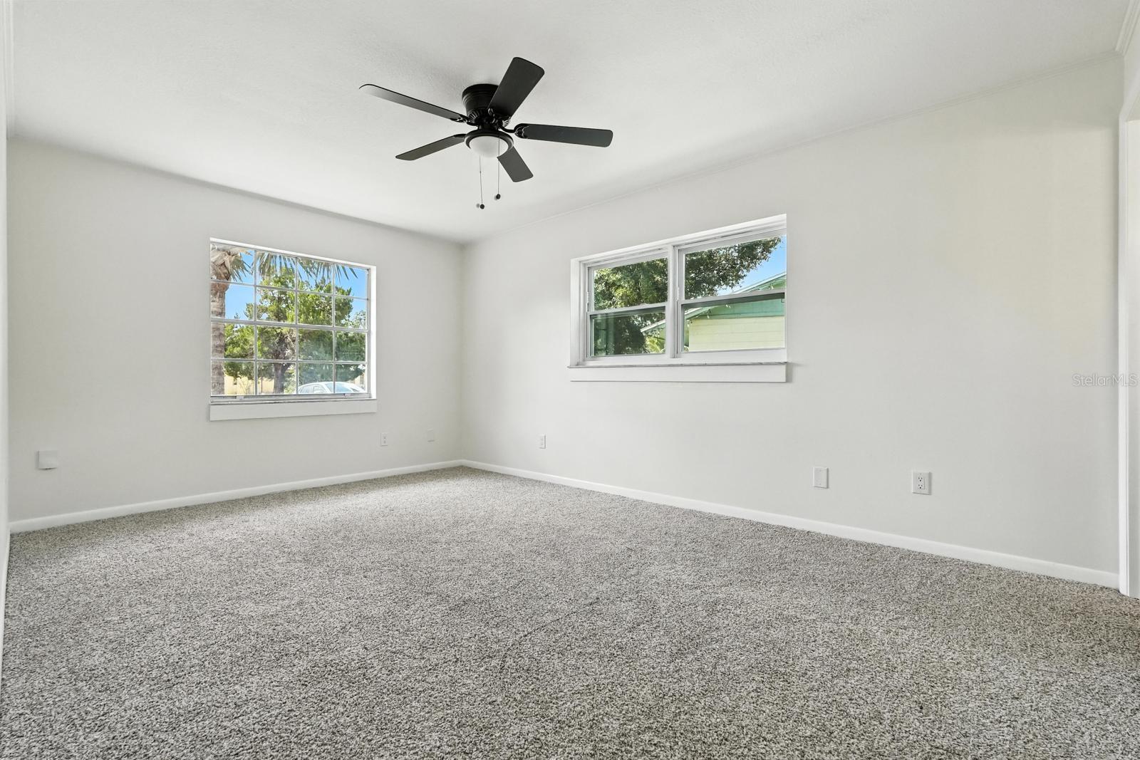 Image 14 of 23 For 362 Casuarina Circle
