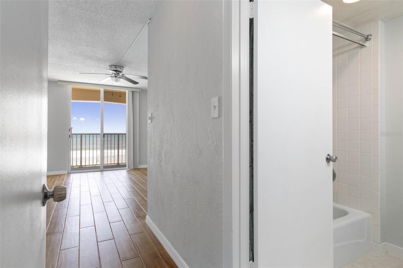 Image 36 of 75 For 89 Atlantic Avenue 103