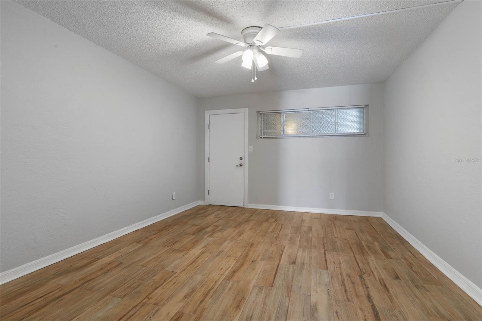 Image 42 of 75 For 89 Atlantic Avenue 103