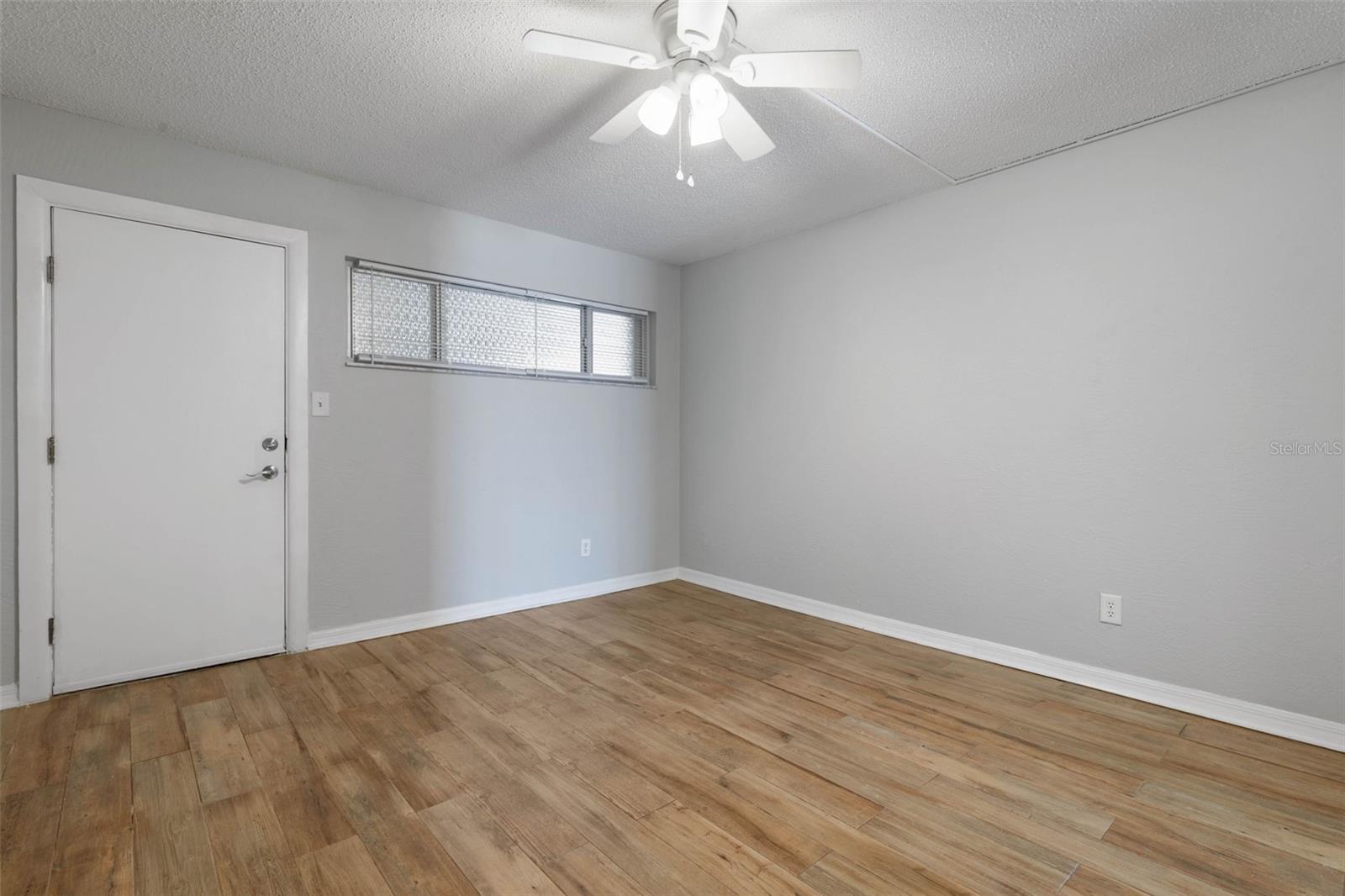Image 44 of 75 For 89 Atlantic Avenue 103