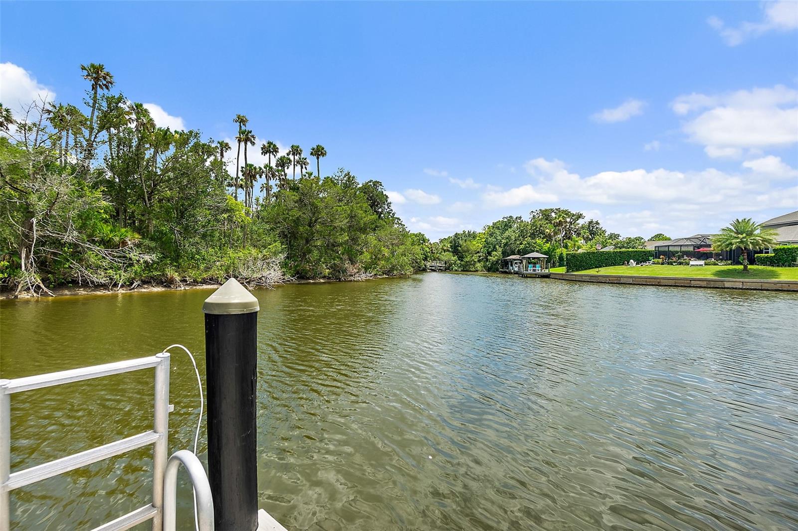 Image 60 of 67 For 38 Country Club Harbor Circle