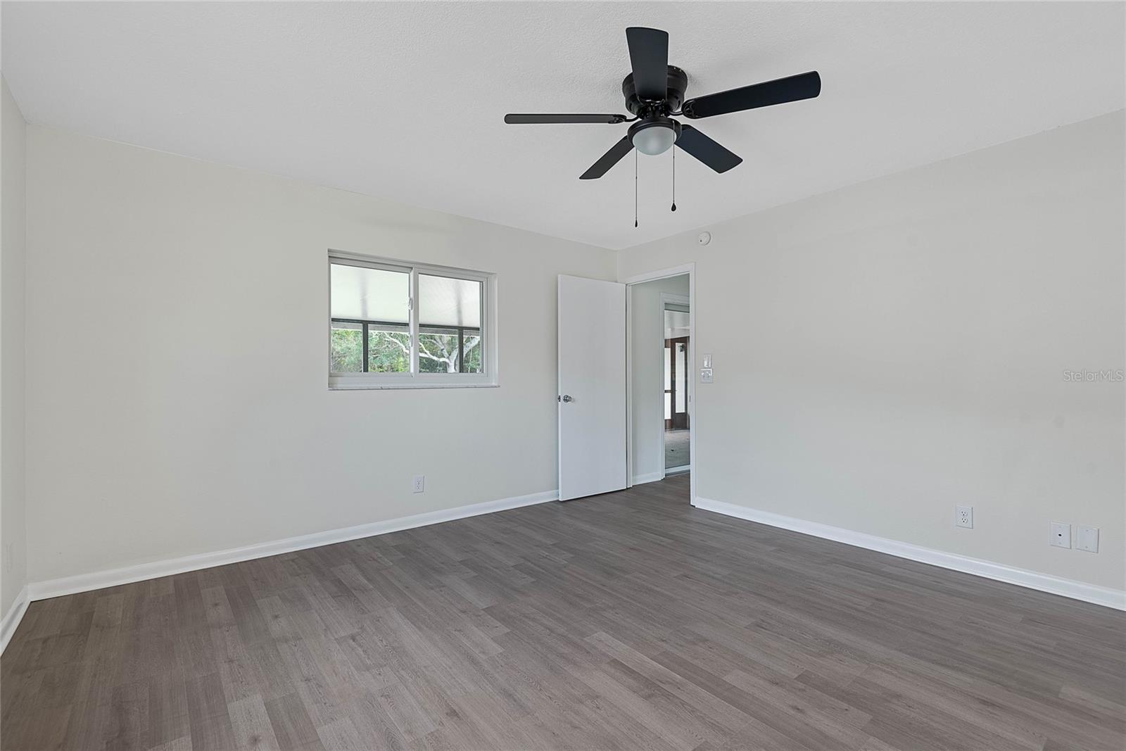 Image 18 of 44 For 62 Beechwood Lane