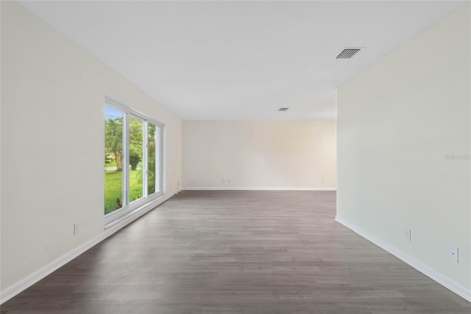 Image 5 of 44 For 62 Beechwood Lane