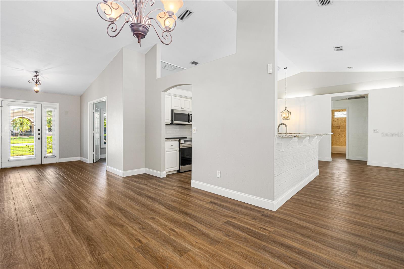 Image 18 of 46 For 791 Sterling Chase Drive