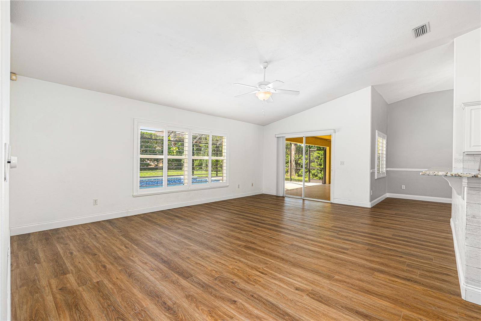 Image 20 of 46 For 791 Sterling Chase Drive
