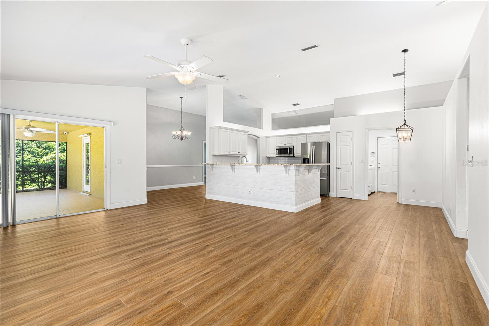 Image 21 of 46 For 791 Sterling Chase Drive