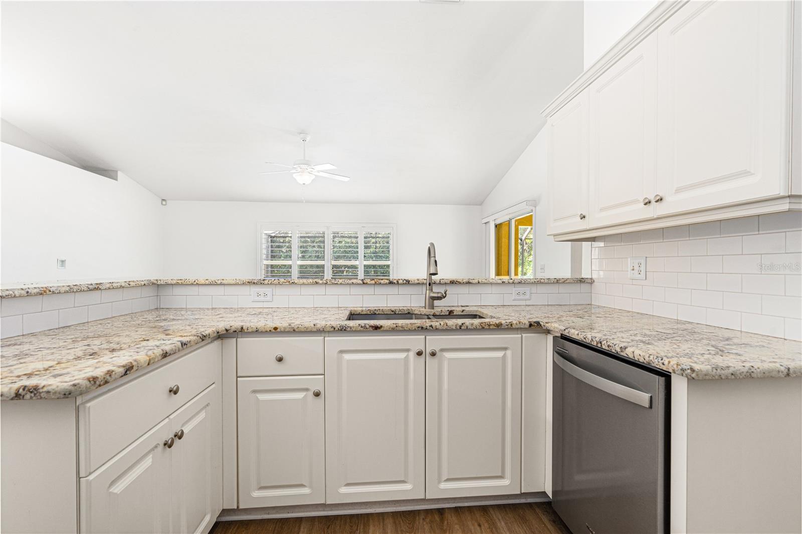 Image 25 of 46 For 791 Sterling Chase Drive