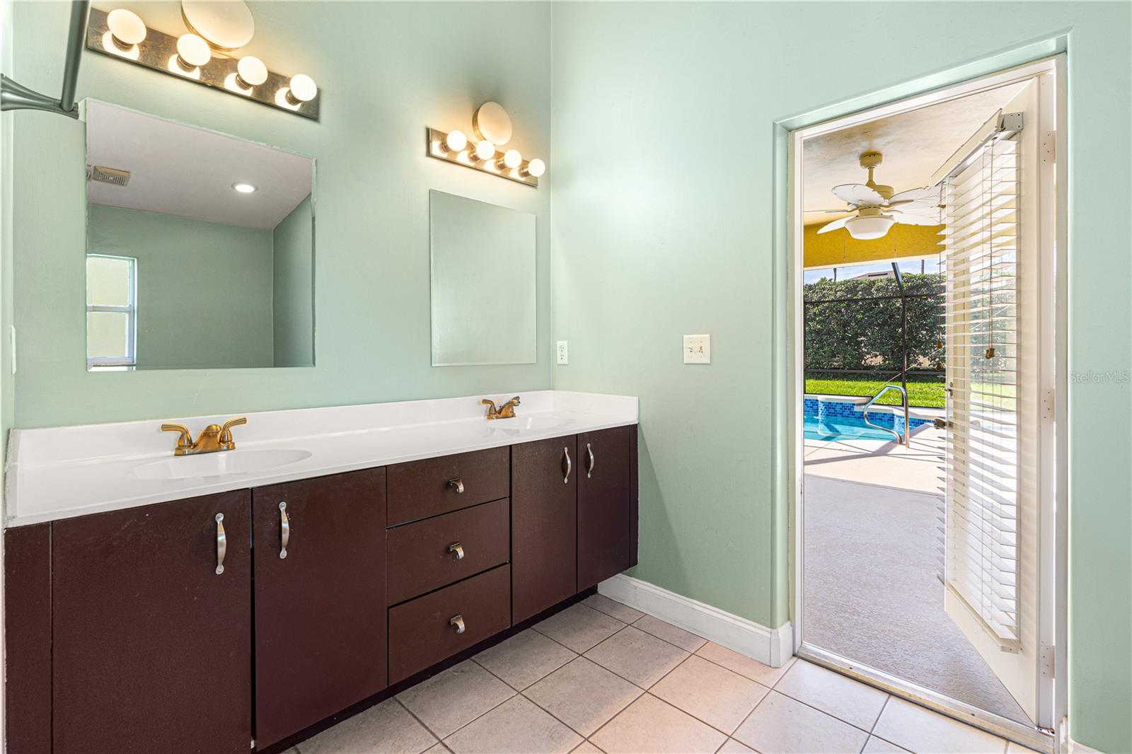 Image 33 of 46 For 791 Sterling Chase Drive