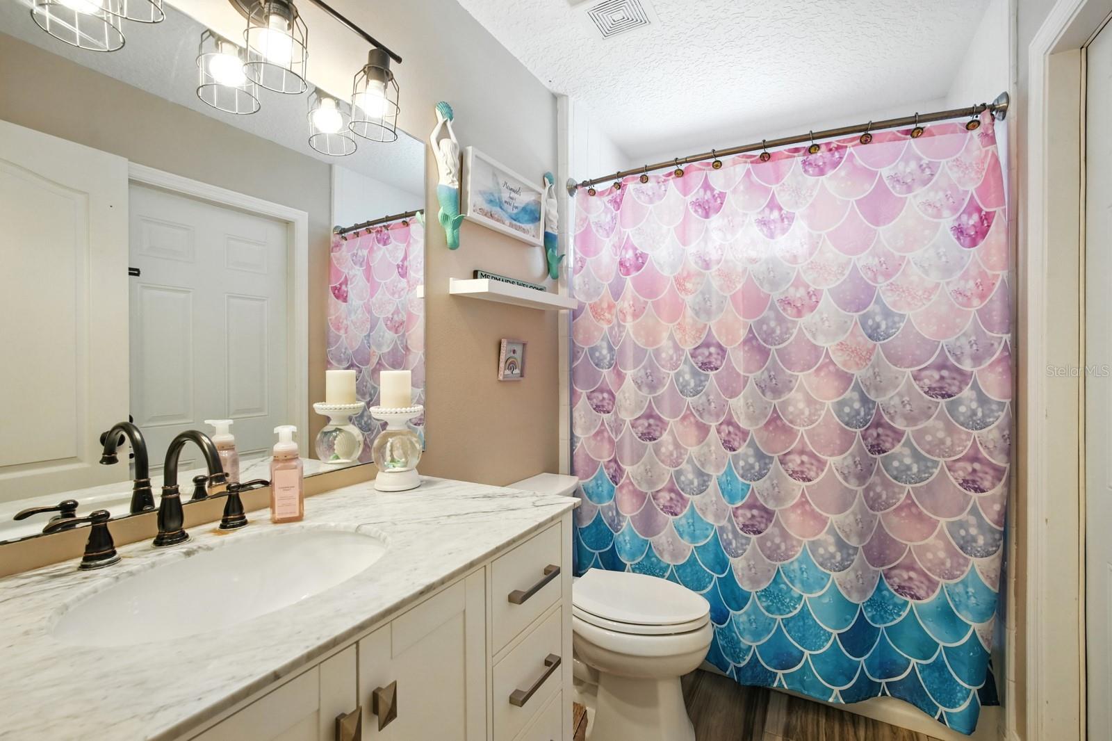 Image 31 of 57 For 905 Lambert Avenue