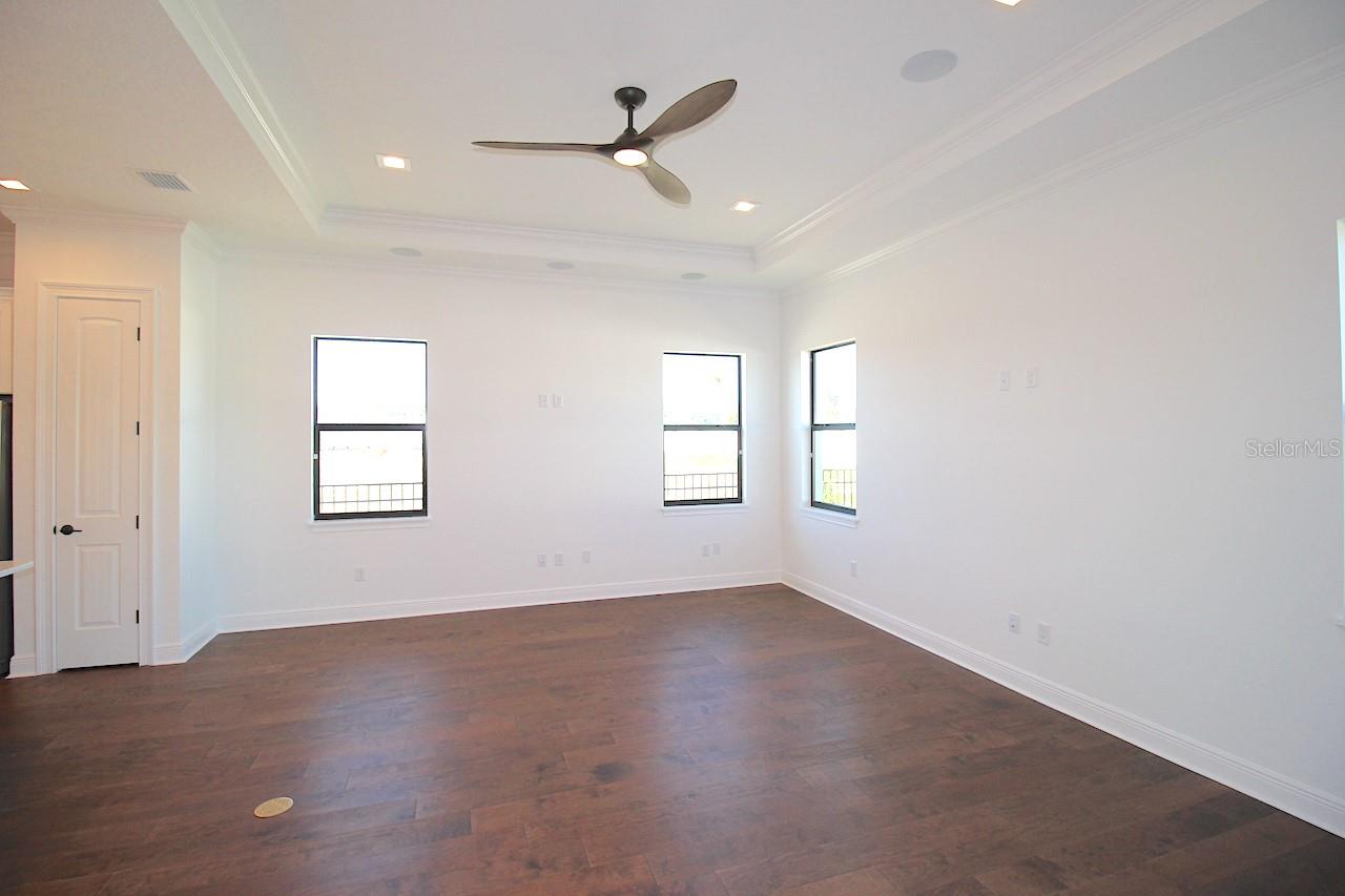 Image 31 of 87 For 20 Del Palma Drive