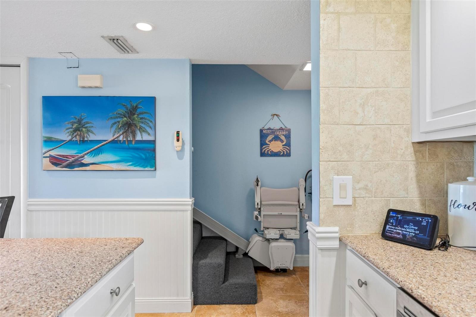 Image 22 of 33 For 3510 Ocean Shore Boulevard 203