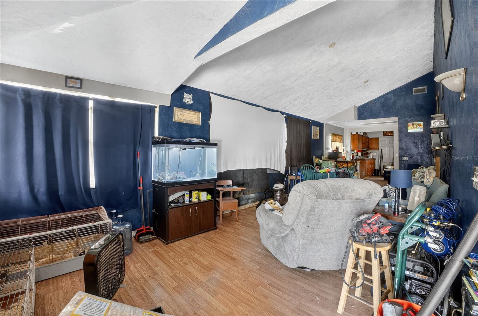 Image 12 of 21 For 432 Marion Street