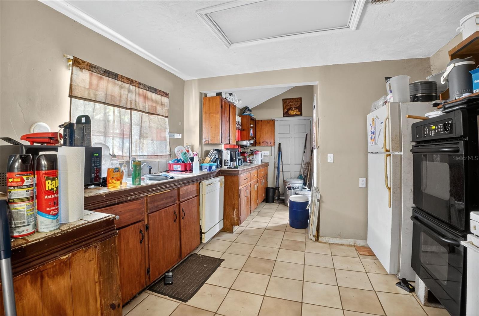 Image 3 of 21 For 432 Marion Street