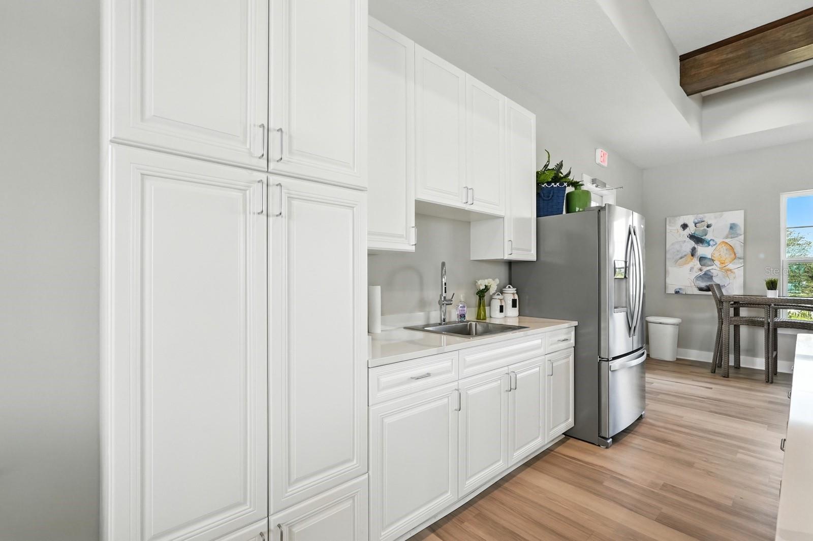 Image 39 of 65 For 21 Summerwood Road S