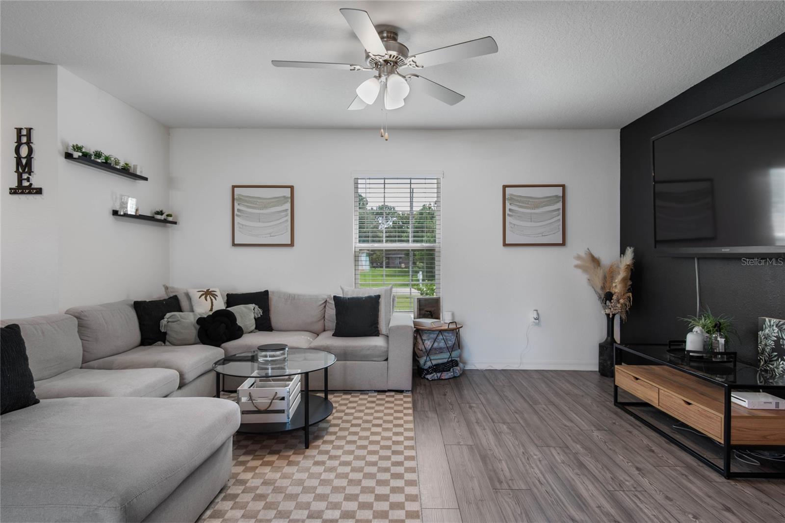 Image 10 of 47 For 5 Freeland Lane