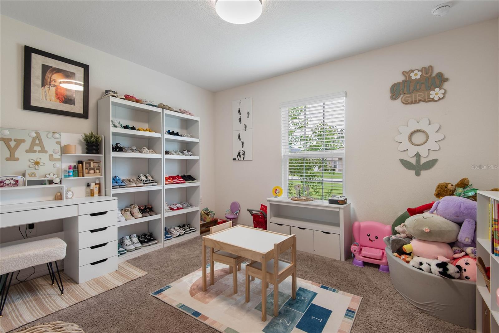 Image 27 of 47 For 5 Freeland Lane