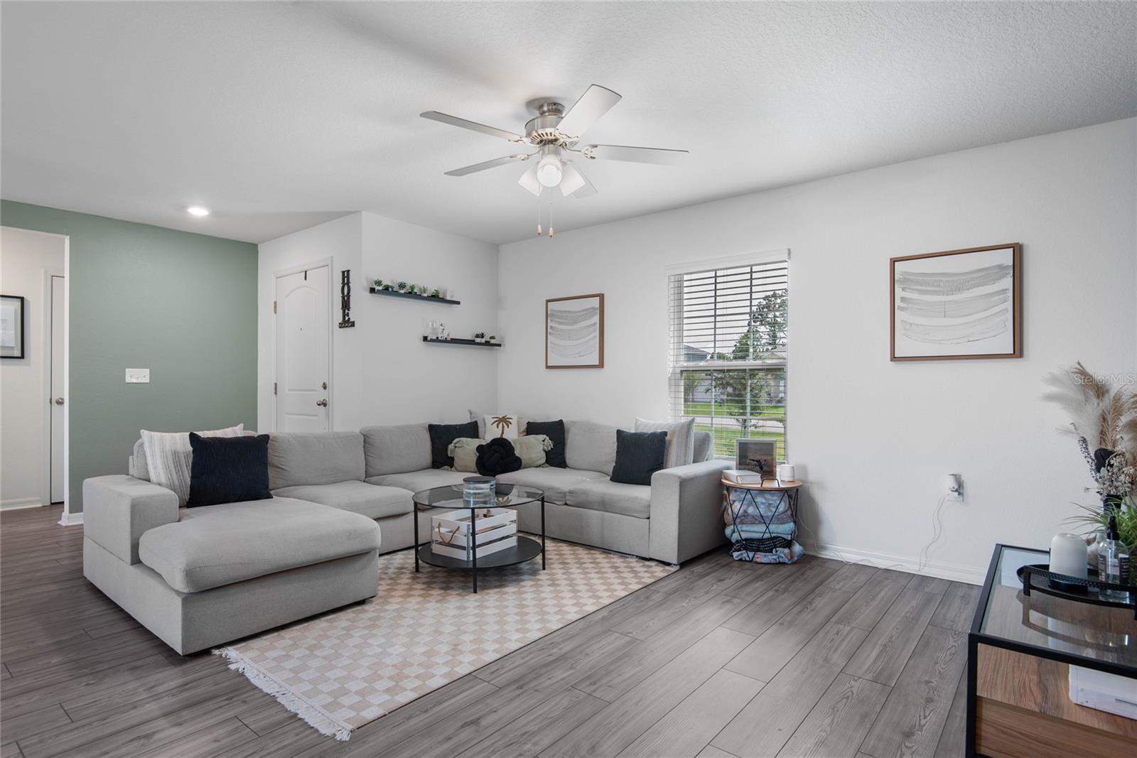 Image 9 of 47 For 5 Freeland Lane