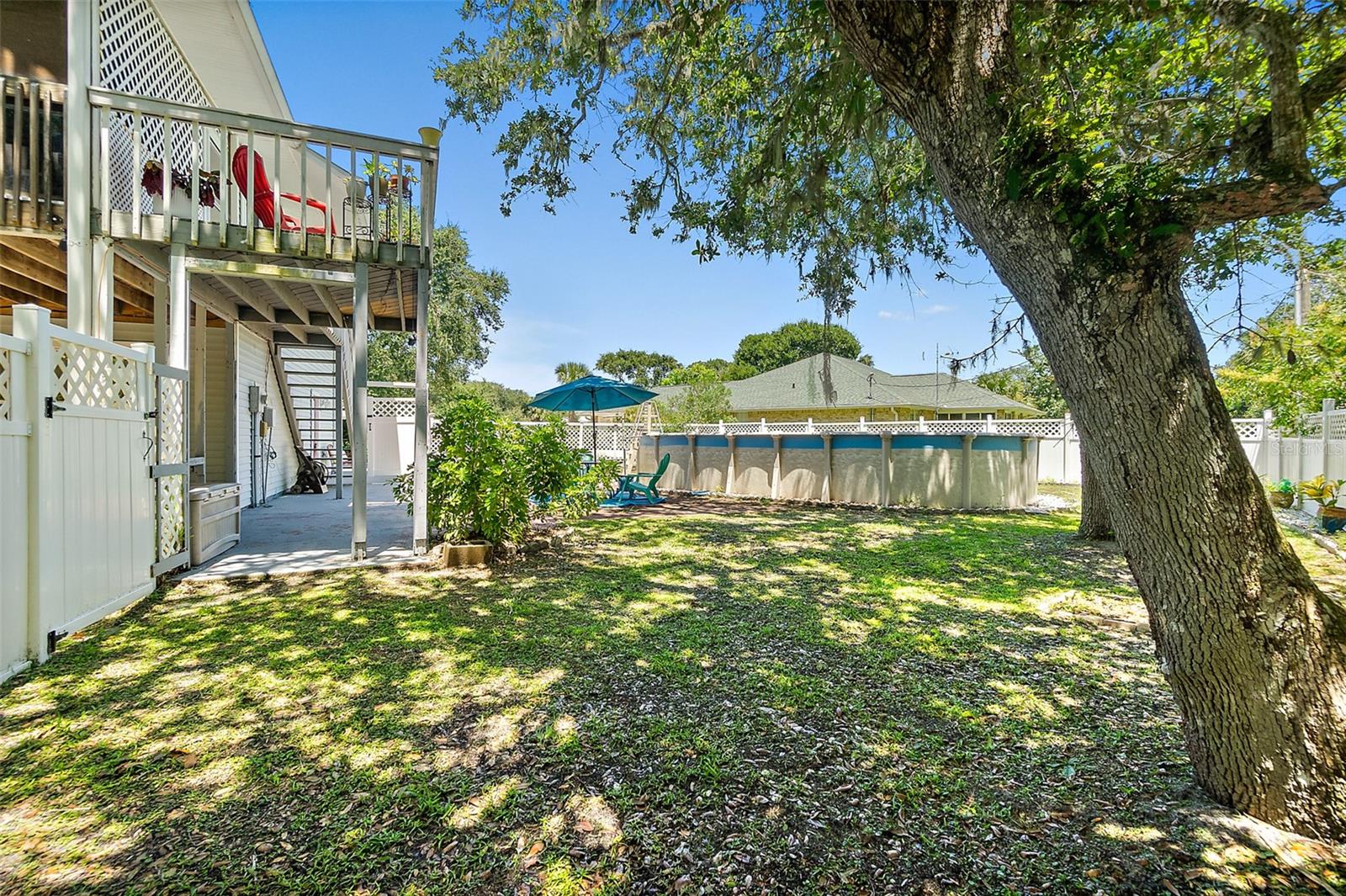 Image 31 of 49 For 26 Beachside Drive