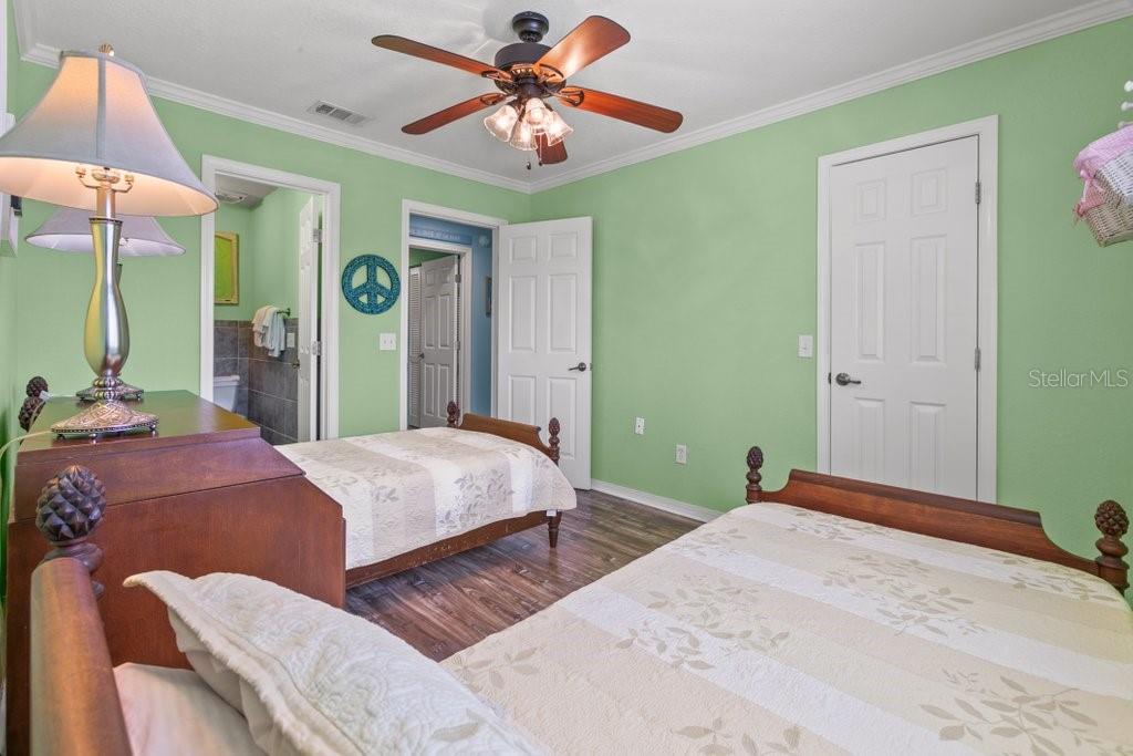 Image 40 of 52 For 8550 A1a #208 S 2128