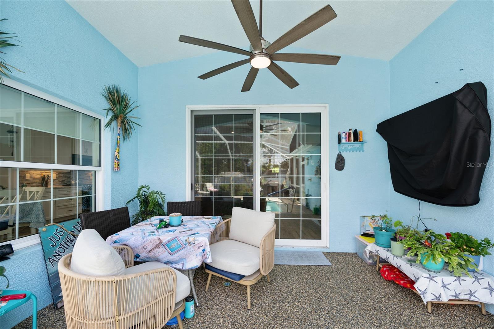 Image 28 of 46 For 1708 Daytona Avenue