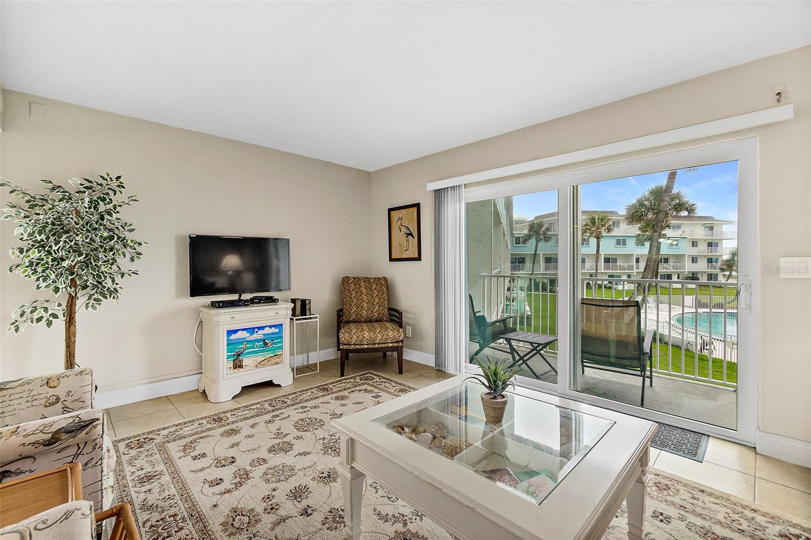 Image 14 of 37 For 3510 Ocean Shore Boulevard 207