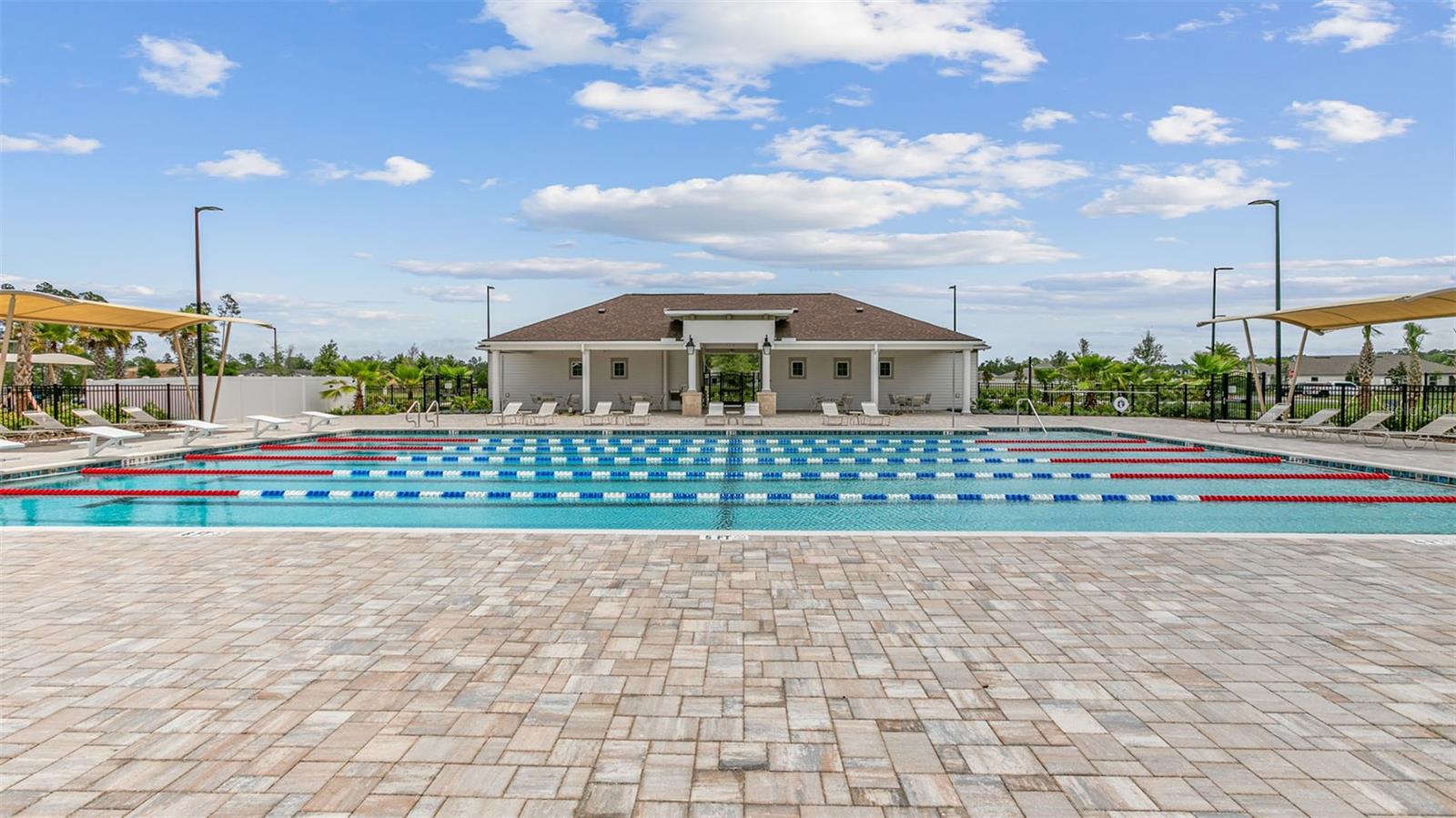 Image 33 of 48 For 34 Evora Court