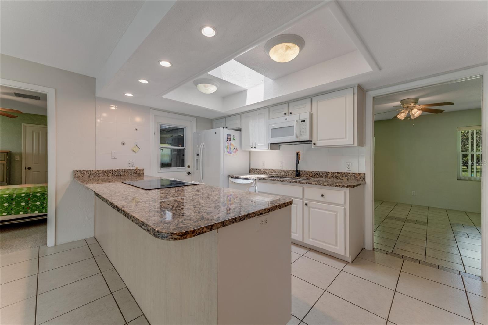 Image 7 of 20 For 500 Center Street