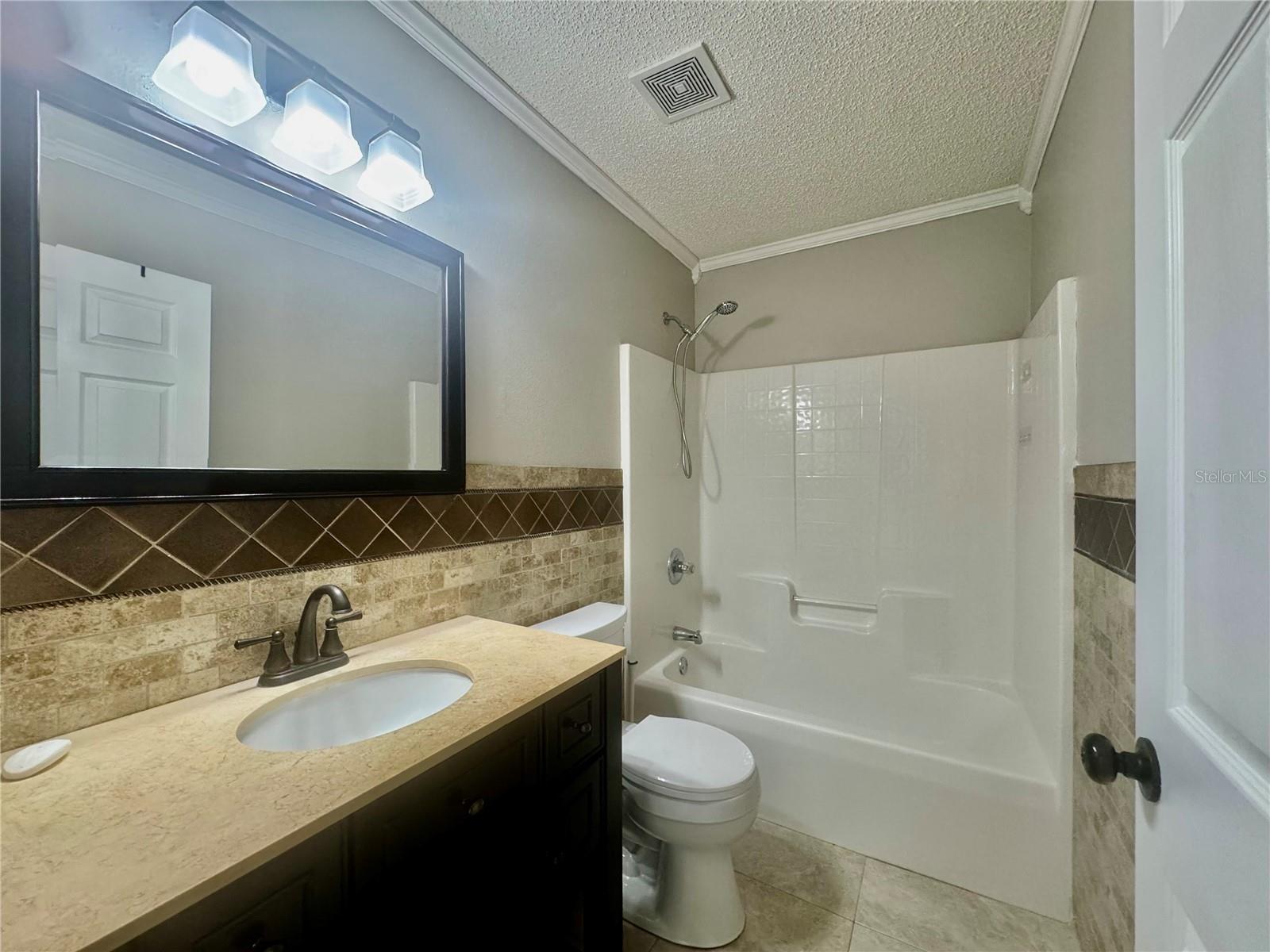 Image 11 of 17 For 45 Lee Drive