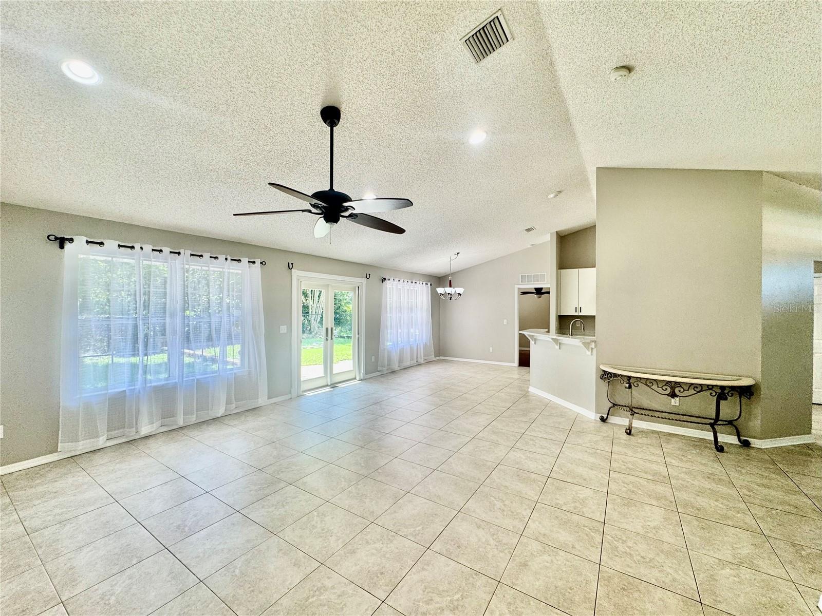 Image 5 of 17 For 45 Lee Drive