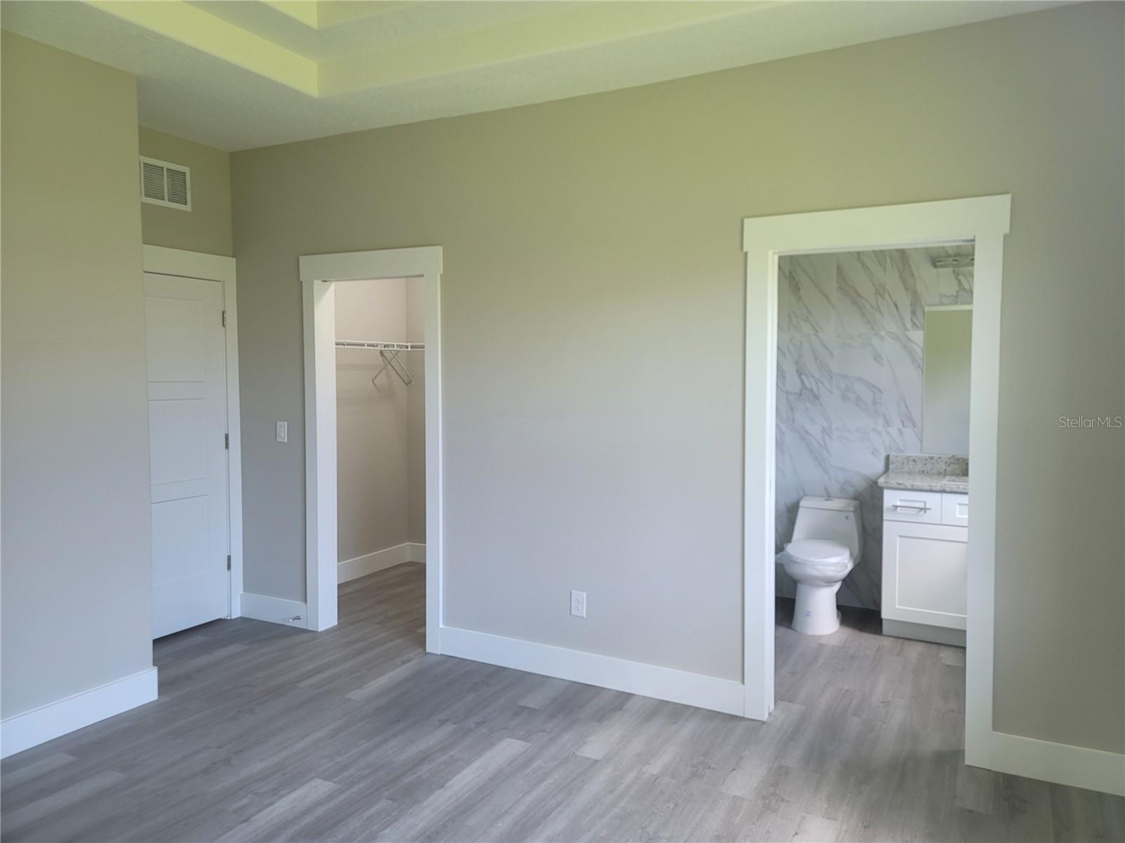 Image 13 of 21 For 1 Zoeller Court B