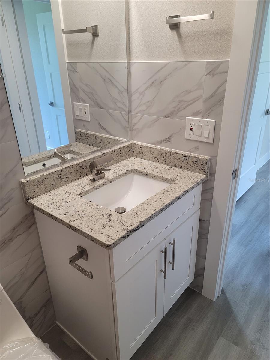 Image 18 of 21 For 1 Zoeller Court B