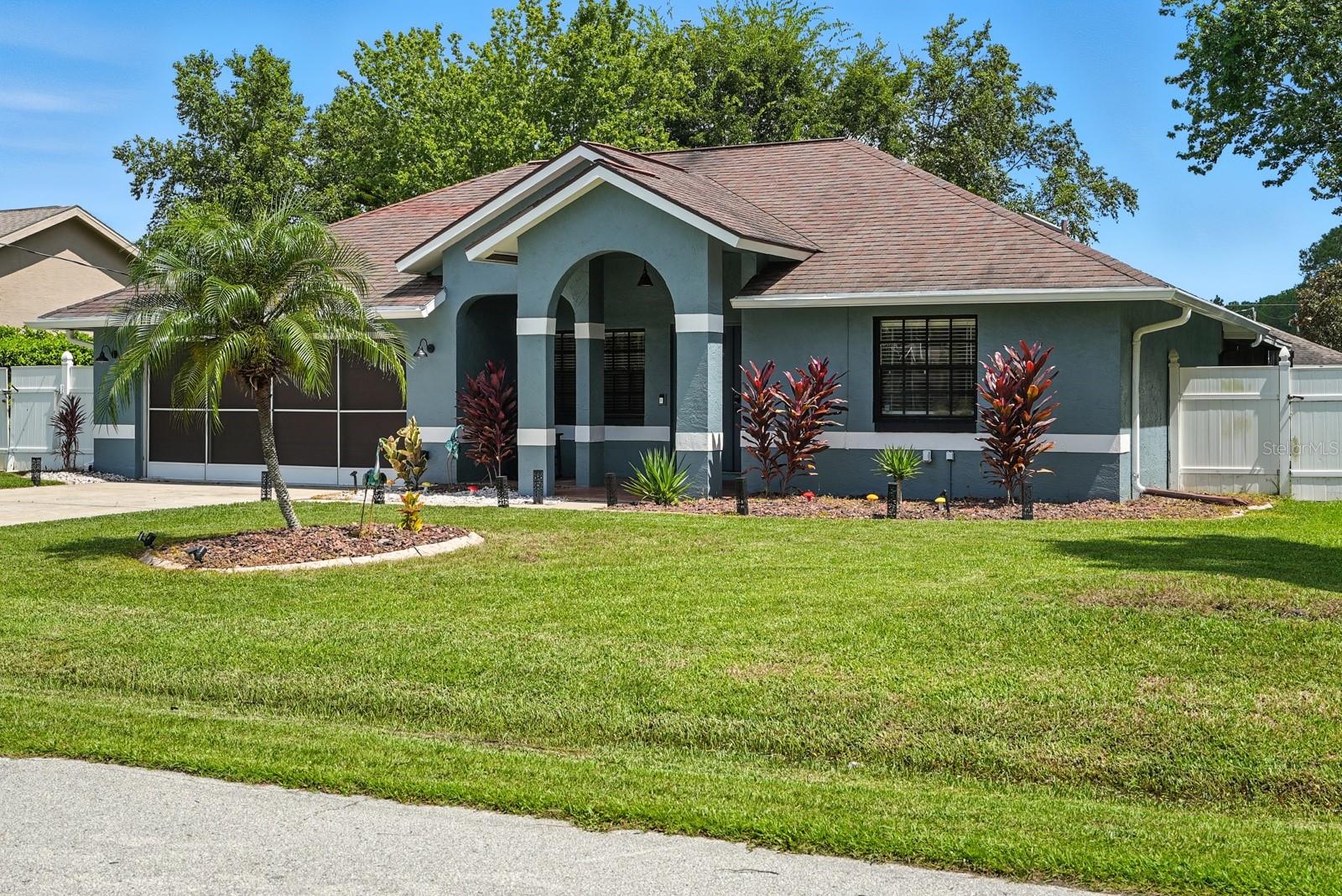 Image 3 of 37 For 86 Bayside Drive